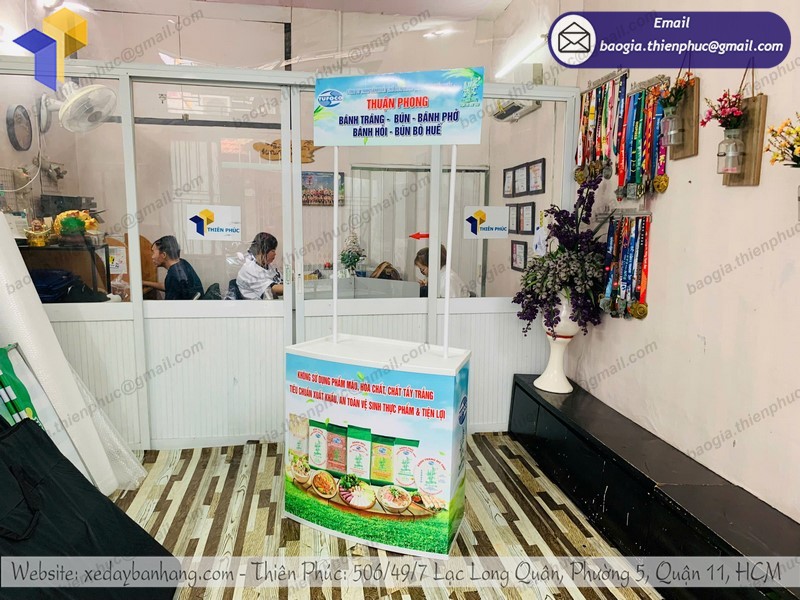 booth-nhua-tiep-thi-xep-gon-tphcm