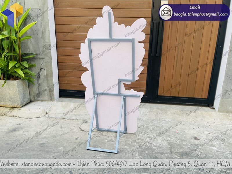 standee-mo-hinh-nam-giap-thin-re