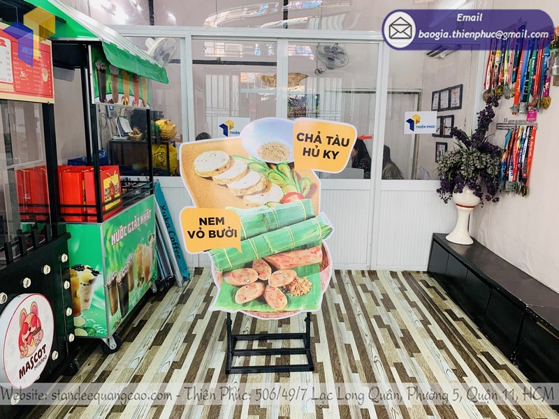 Standee mô hình đồ ăn vặt – Phương thức marketing được lựa chọn nhiều
