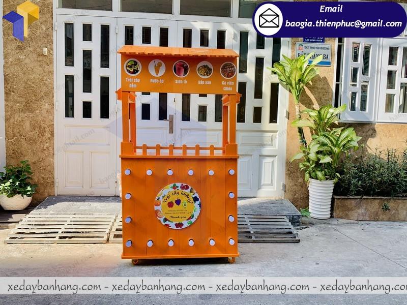 Xưởng sản xuất xe đẩy bán hàng bằng gỗ di động tại Nha Trang